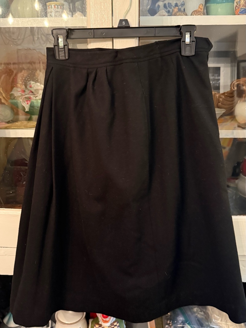 Vintage Evan Picone Black A-Line Skirt with Subtle Pleats